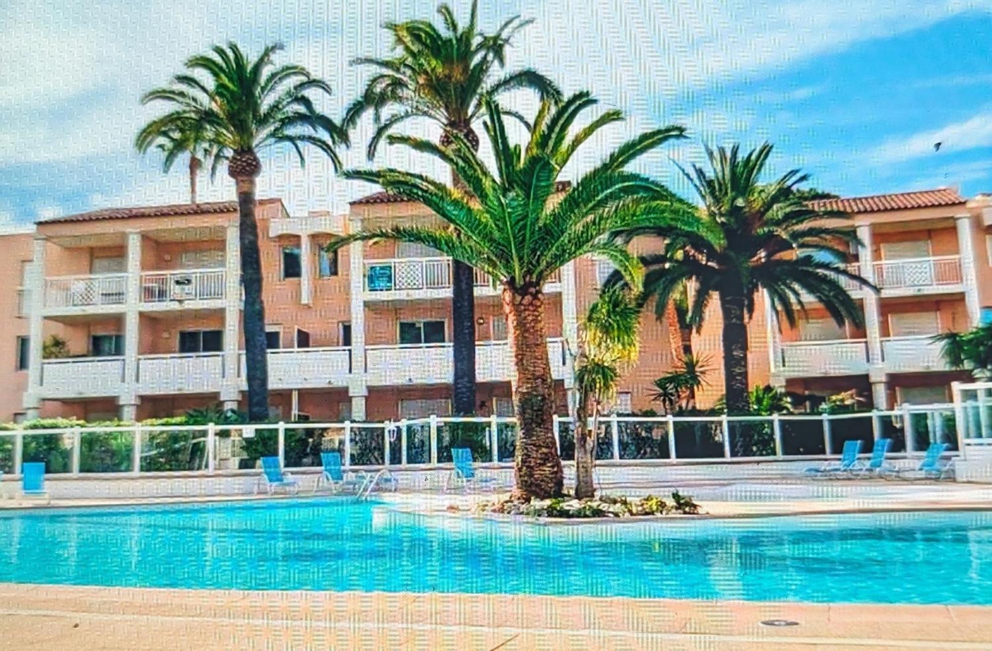 Votre résidence de vacances avec piscine, tennis, à 2 minutes de la mer Vallauris Exterior foto